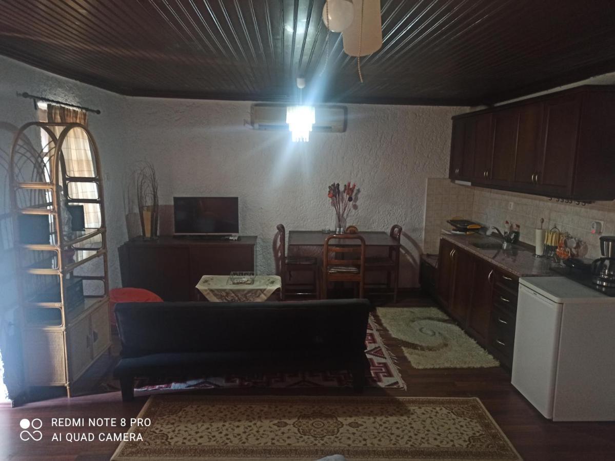 Forestrock Studio For Sale Too Sparta Luaran gambar